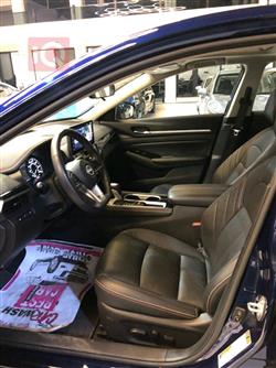 نيسان ألتيما